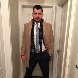 Meet your Posher, Georgios